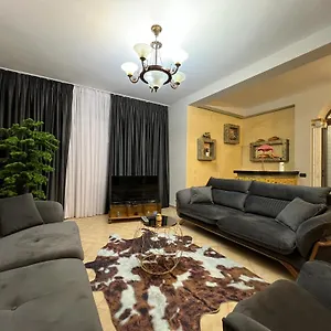 https://apt-elly.albaniahotels.org